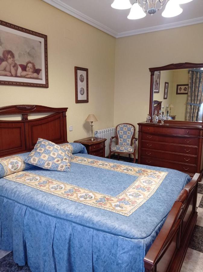 Apartamento Turistico Antigua Universidad Almagro Eksteriør bilde